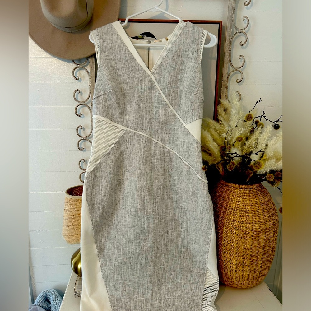 Ellie Tahari Designer Bergdorf Judith Shift Dress size 10